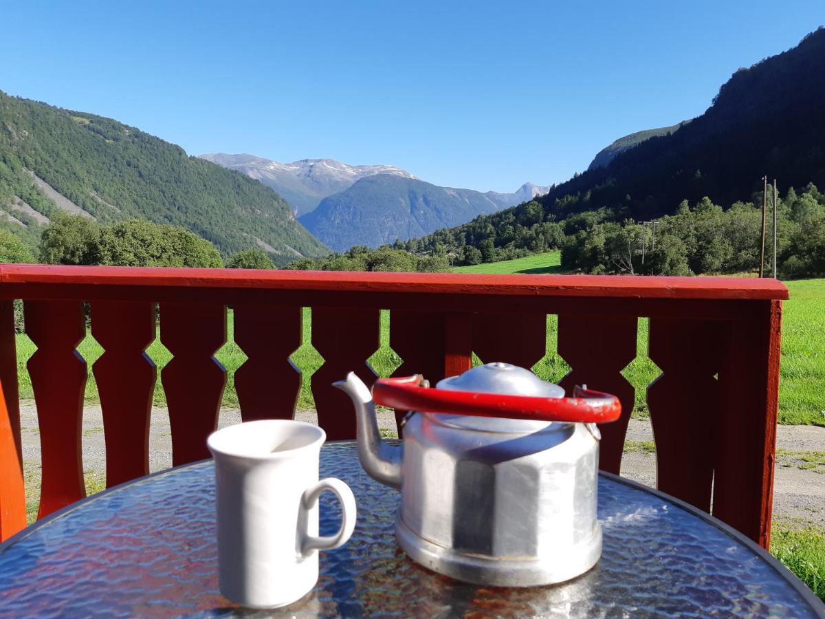 Eidsdal Camping Og Feriehus エクステリア 写真