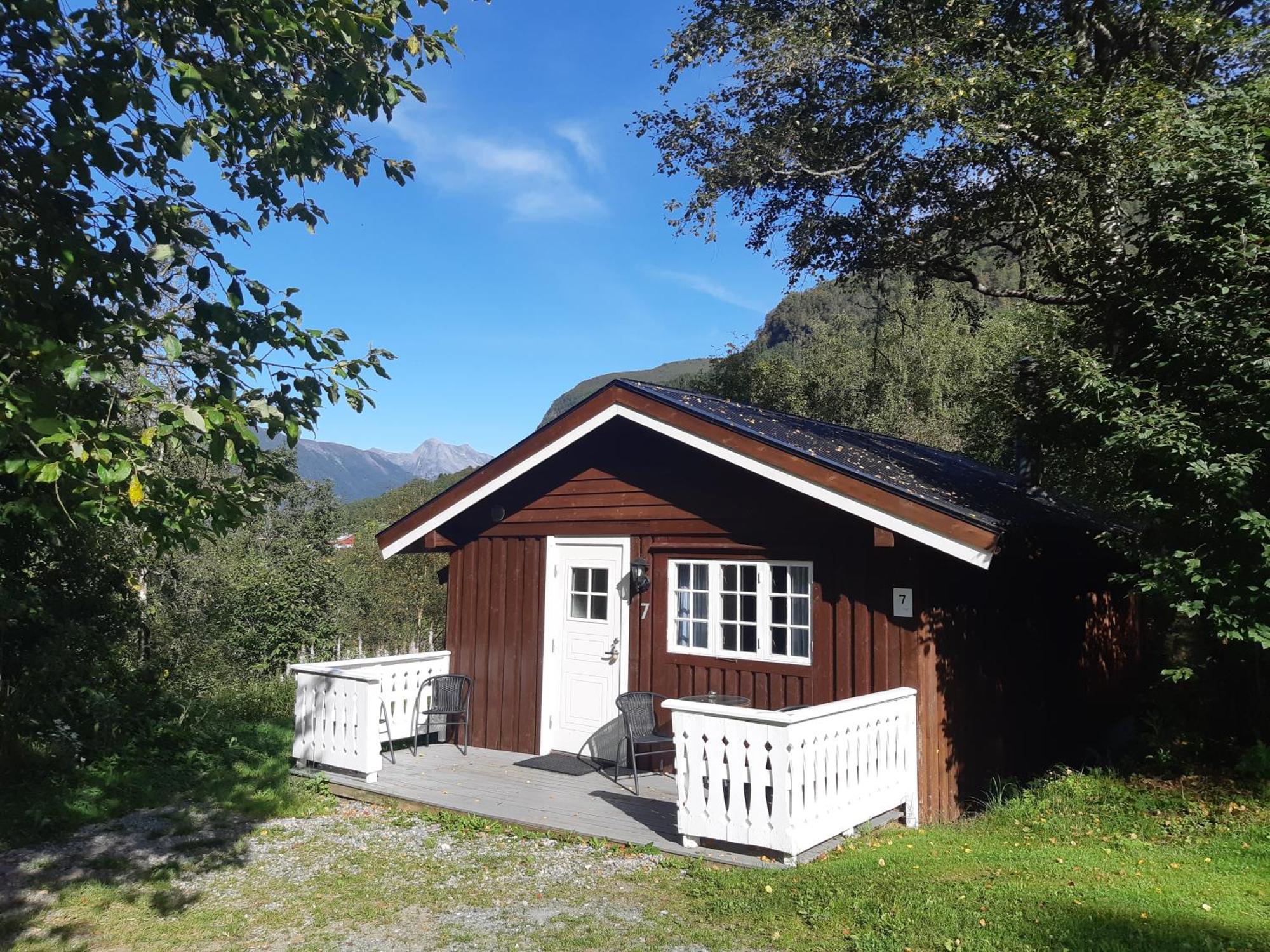Eidsdal Camping Og Feriehus エクステリア 写真