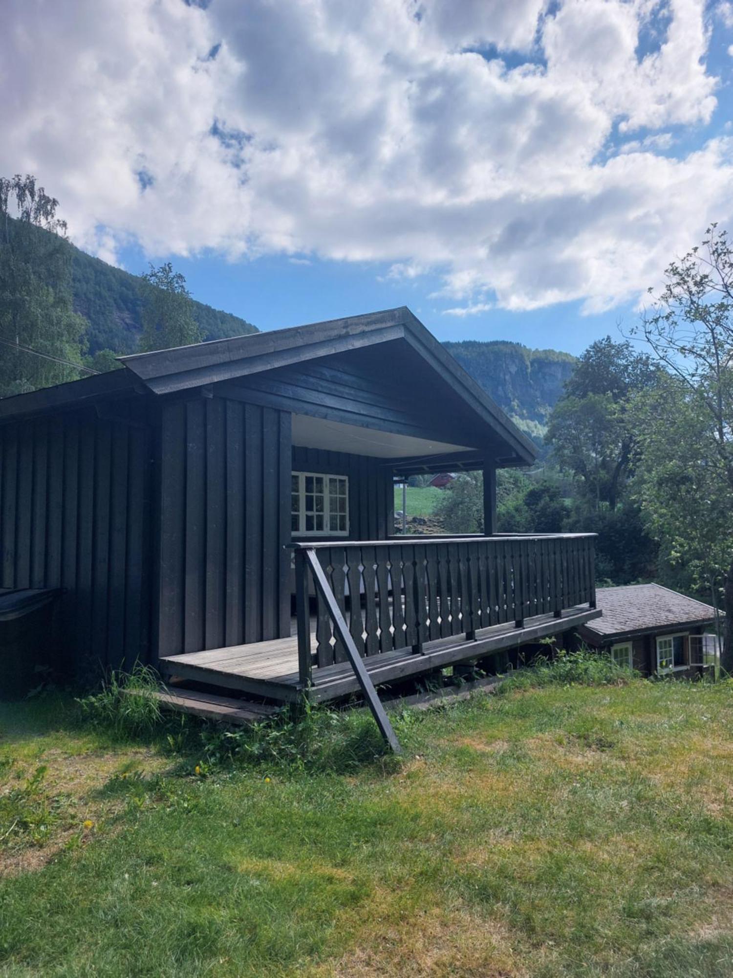 Eidsdal Camping Og Feriehus エクステリア 写真